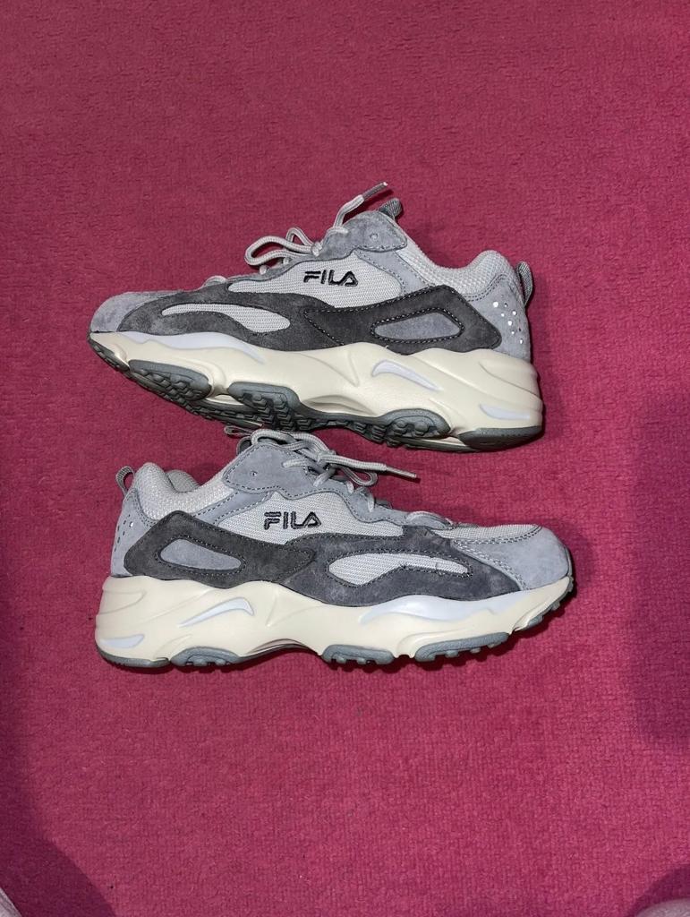 size 5 fila trainers